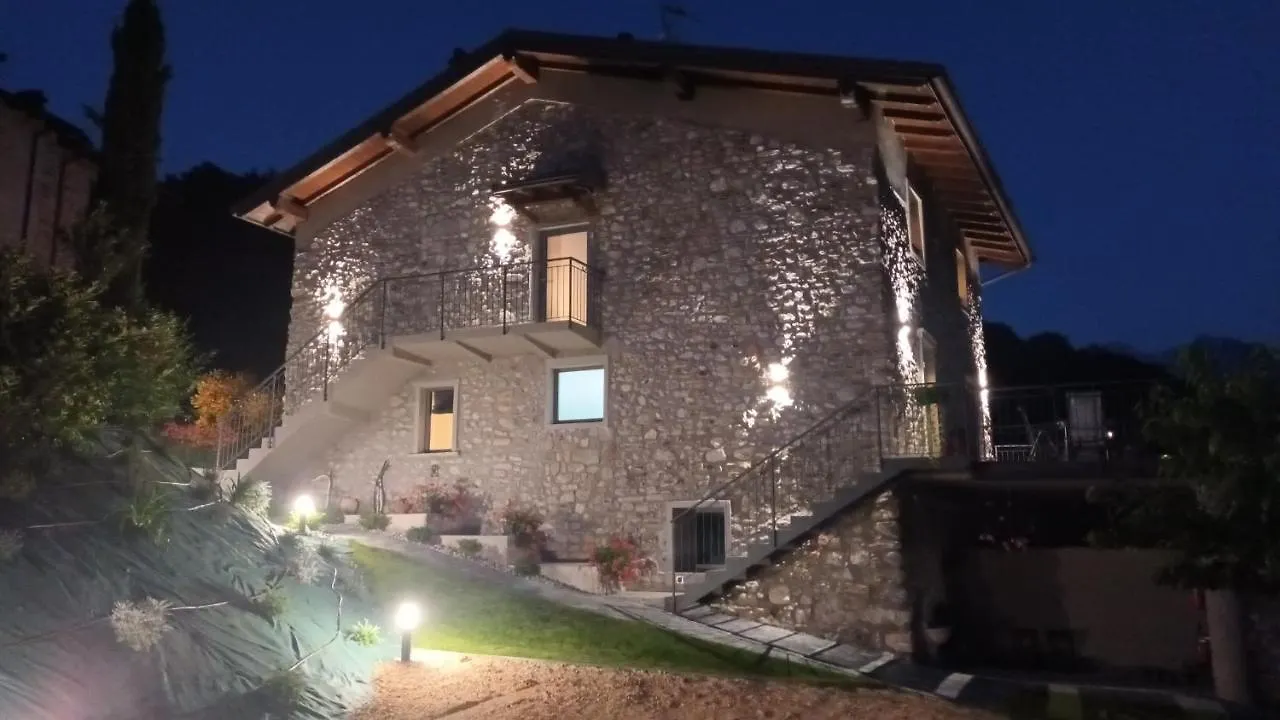Daire Casa Desil - Appartamento Bilocale Con Terrazza Privata Tremosine